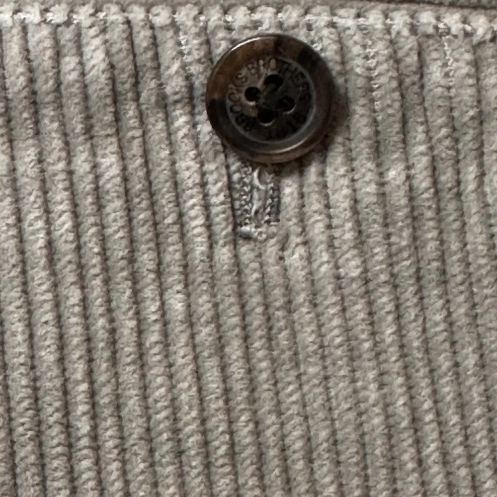 Brooks Brothers Corduroy Pants Mens 38x32 Elliot‎ Tan Beige Pleated Hemmed FLAW